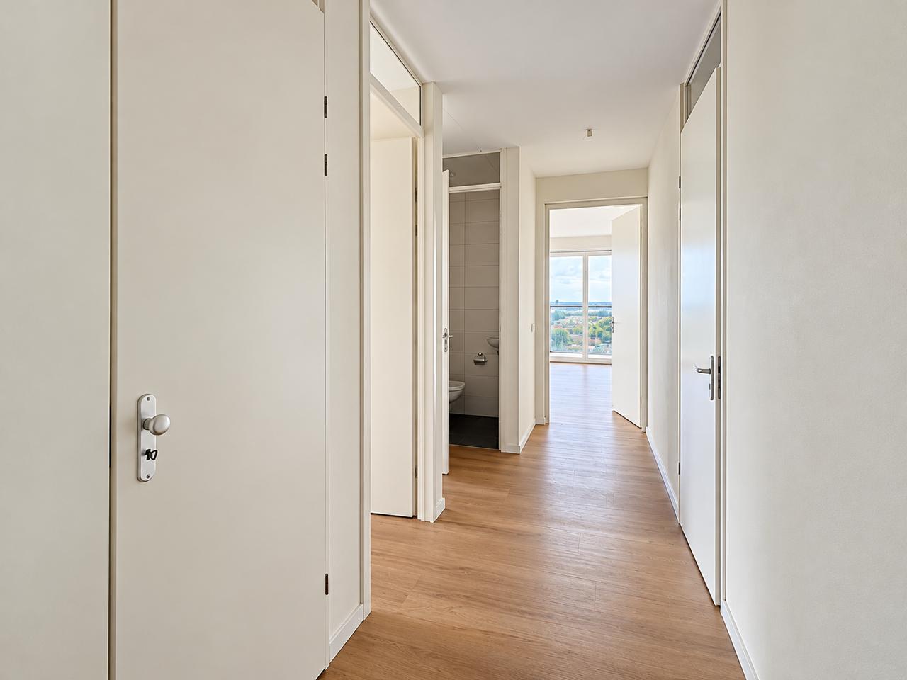 New Apartment with Balcony near Meerland Park - Image 3