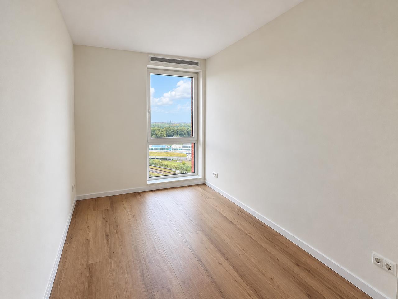 New Apartment with Balcony near Meerland Park - Image 8