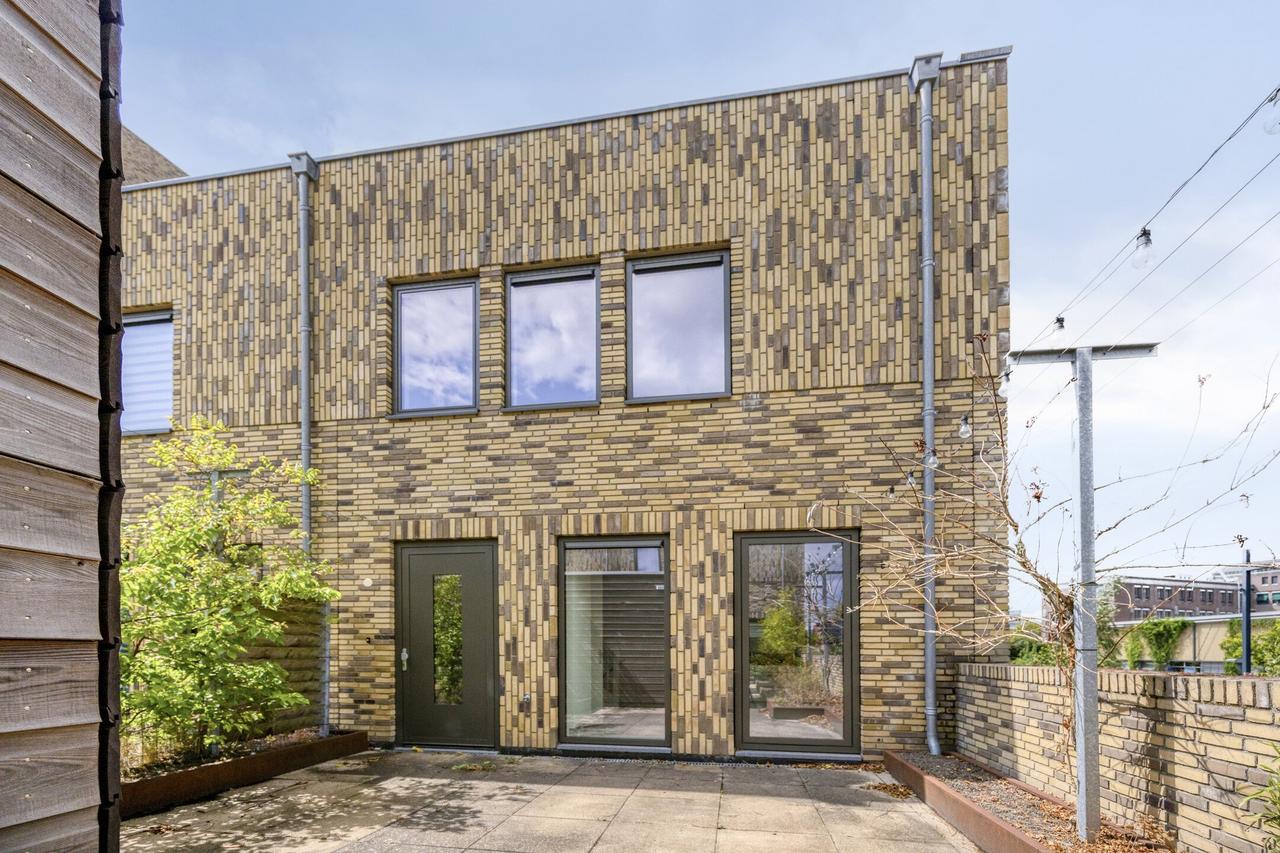 101 m² stadswoning met terras en garage - Afbeelding 1
