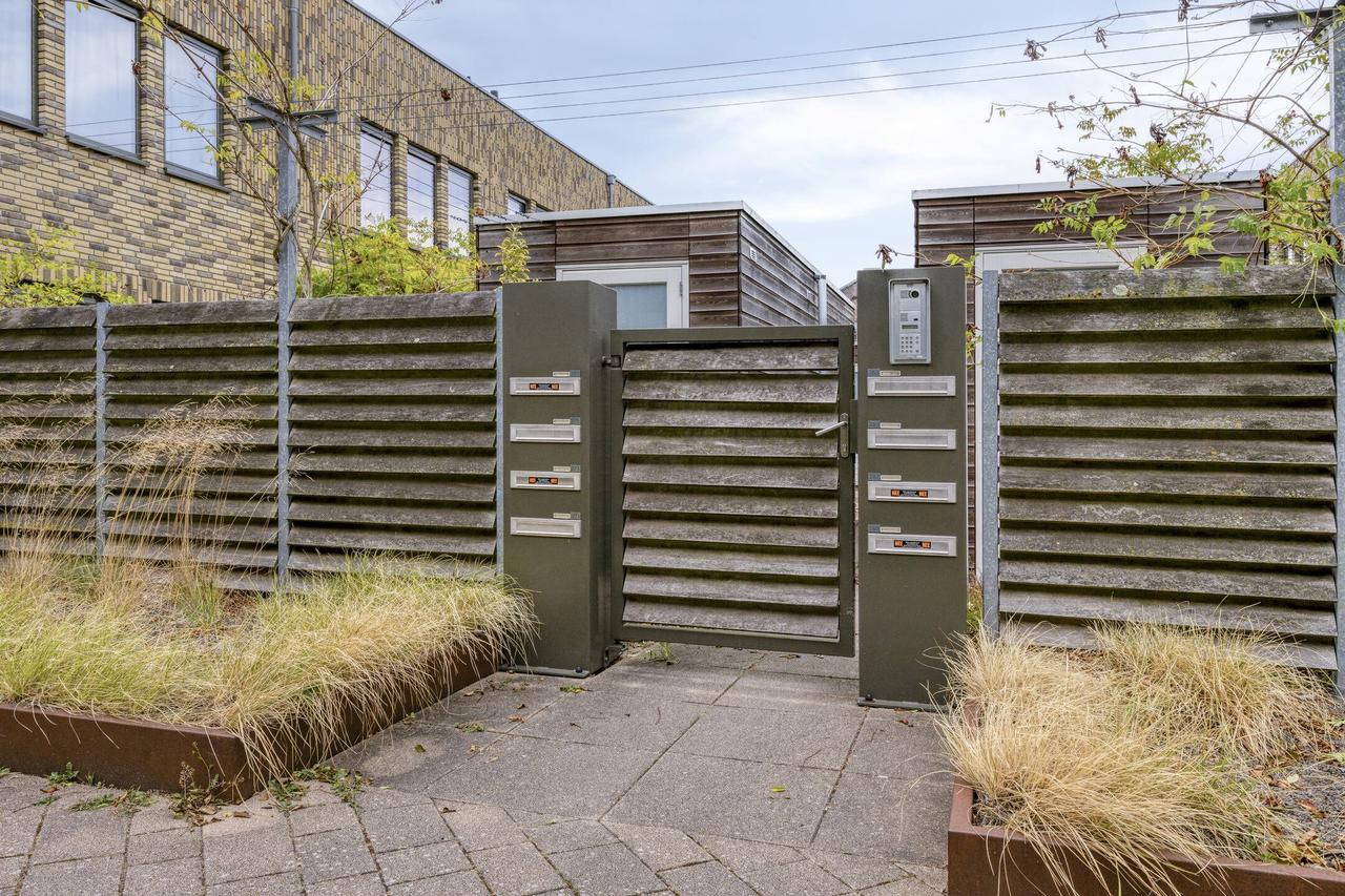 101 m² stadswoning met terras en garage - Afbeelding 2