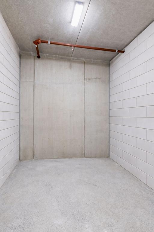 112 m² apartment with views in Utrecht - Image 24