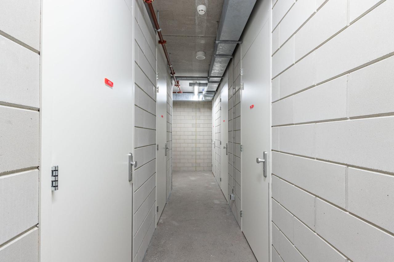112 m² apartment with views in Utrecht - Image 25