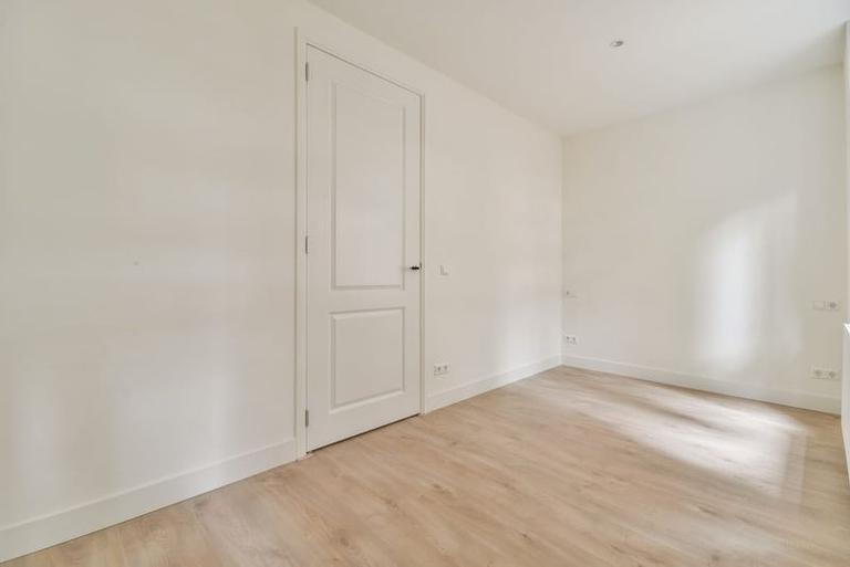 Direct beschikbaar: 2-slaapkamerappartement met tuin - Afbeelding 6