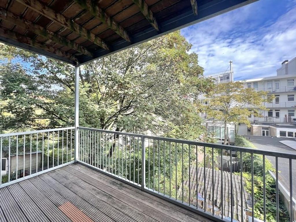 47 m² appartement met balkon in Amsterdam West - Afbeelding 2