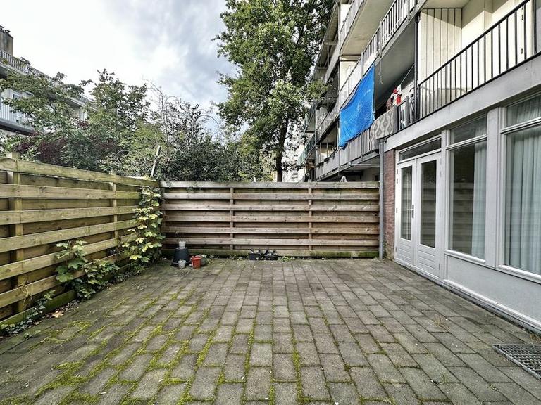 Gemeubileerd 3-kamerappartement met tuin - Afbeelding 5