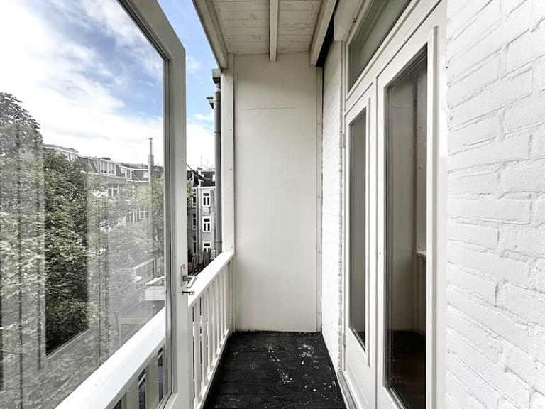 Gemeubileerd 2-kamerappartement met balkon - Afbeelding 11