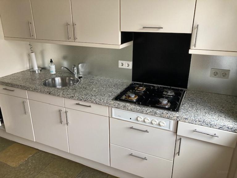 Tuinappartement met eigen badkamer in Bomenbuurt - Afbeelding 16