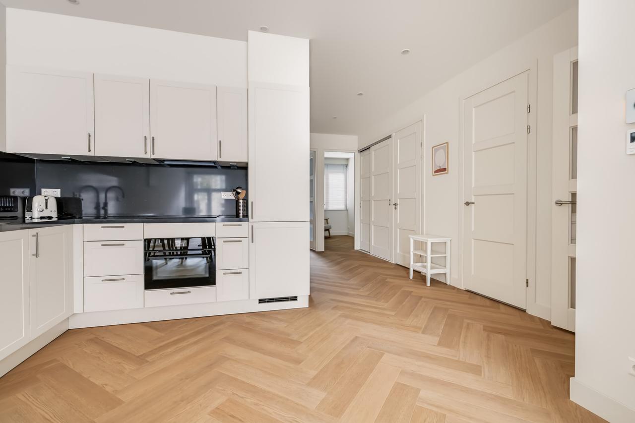 Gemeubileerd 3-kamerappartement aan de Leidsekade - Afbeelding 11