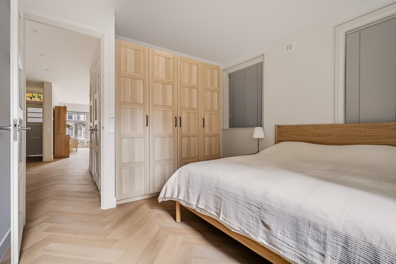 Gemeubileerd 3-kamerappartement aan de Leidsekade - Afbeelding 17