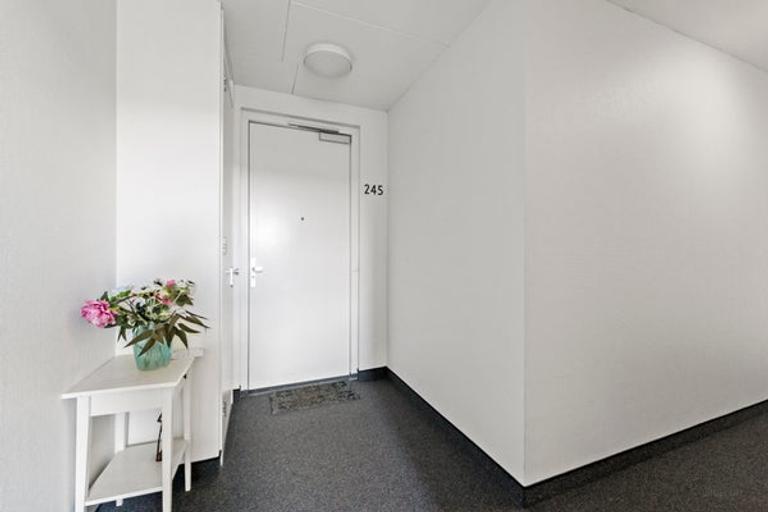 Gemeubileerd 3-kamerappartement met balkon - Afbeelding 5