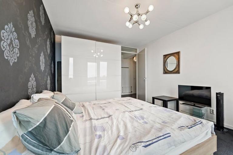 Gemeubileerd 3-kamerappartement met balkon - Afbeelding 16