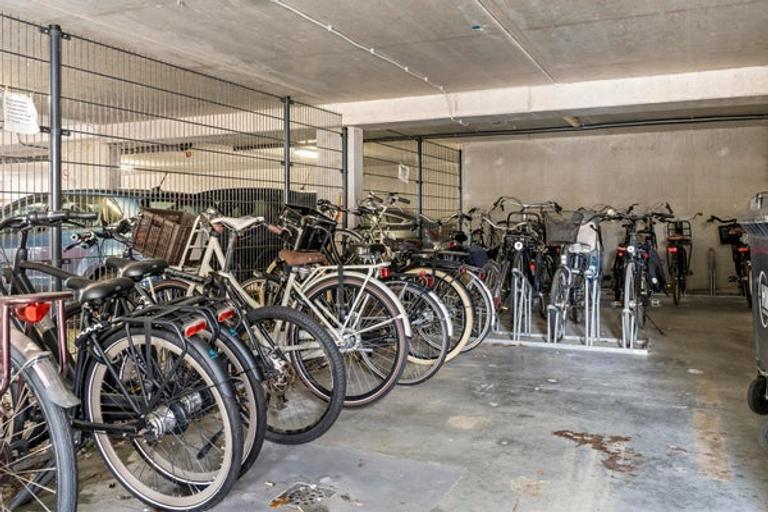 Gemeubileerd 3-kamerappartement met balkon - Afbeelding 27