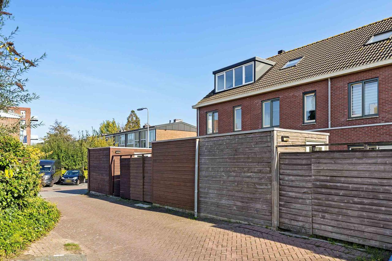 Furnished 5-Bedroom House in Gouda - Image 3