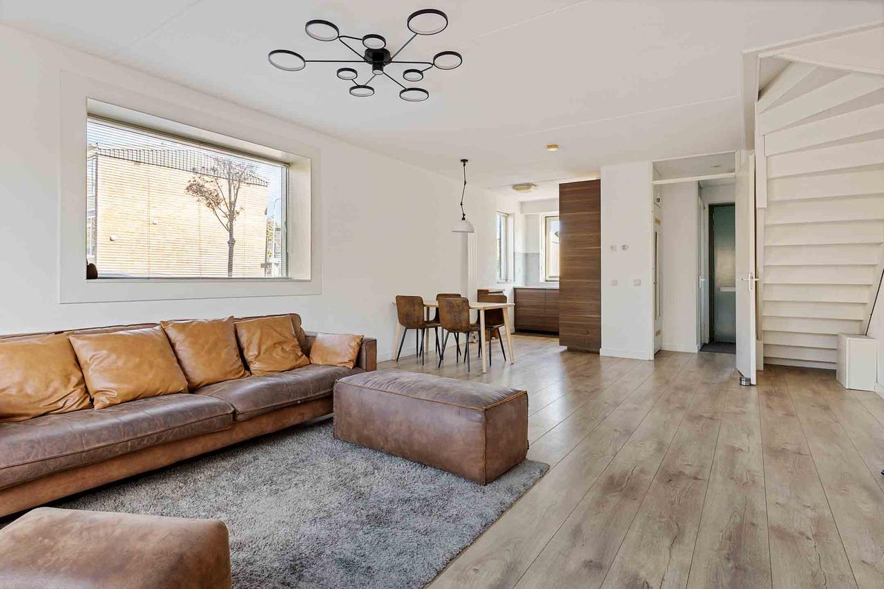 Furnished 5-Bedroom House in Gouda - Image 14