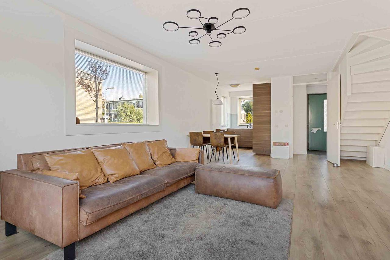 Furnished 5-Bedroom House in Gouda - Image 19