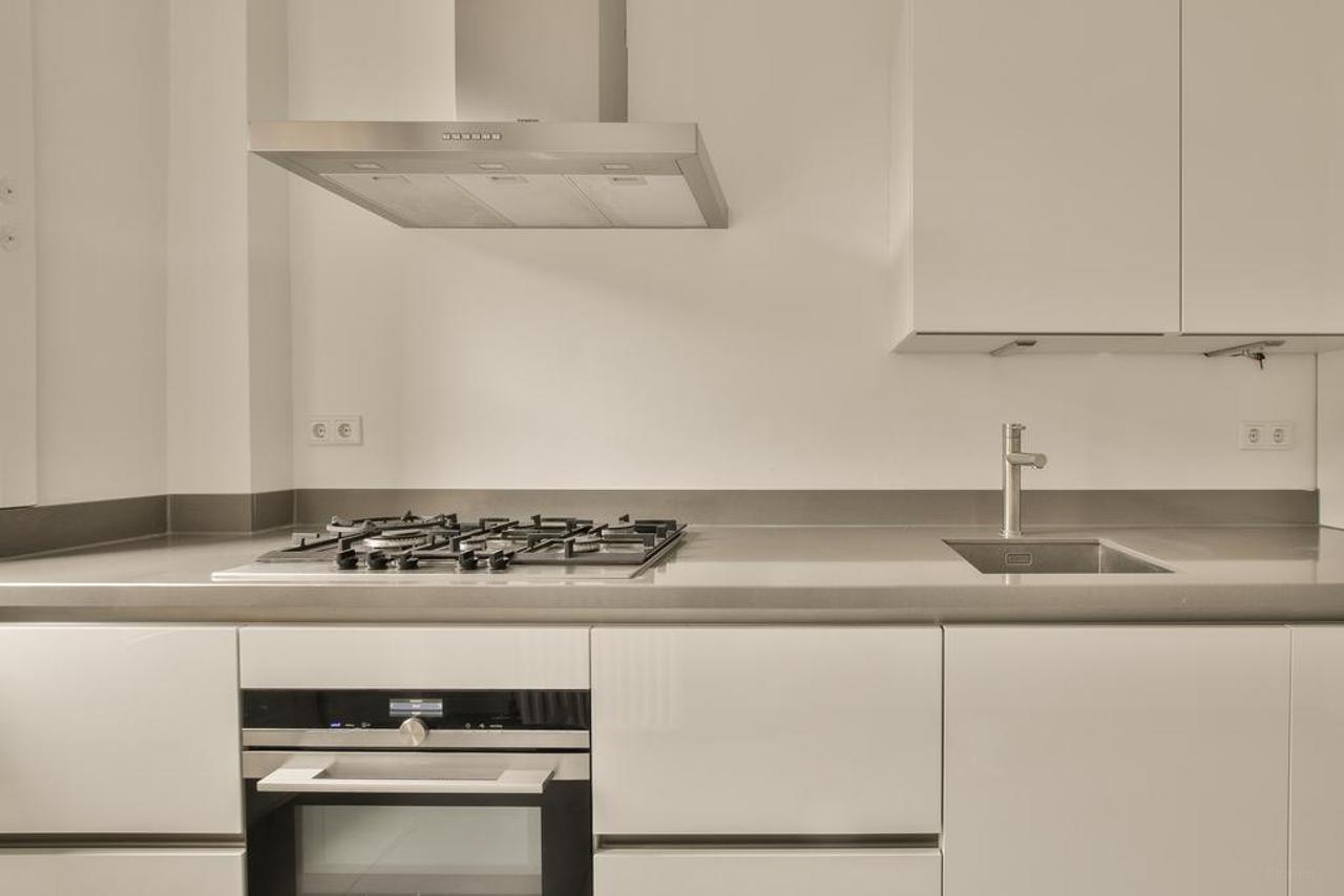 116 m² apartment with balcony in Oud-Zuid - Image 15