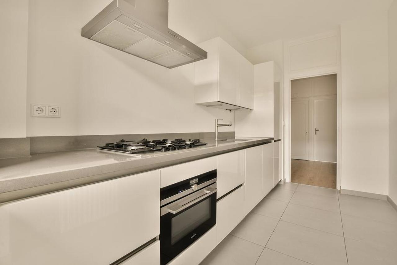 116 m² apartment with balcony in Oud-Zuid - Image 16