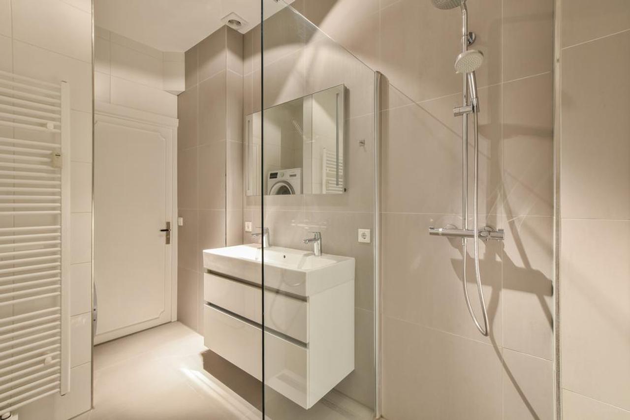116 m² apartment with balcony in Oud-Zuid - Image 21