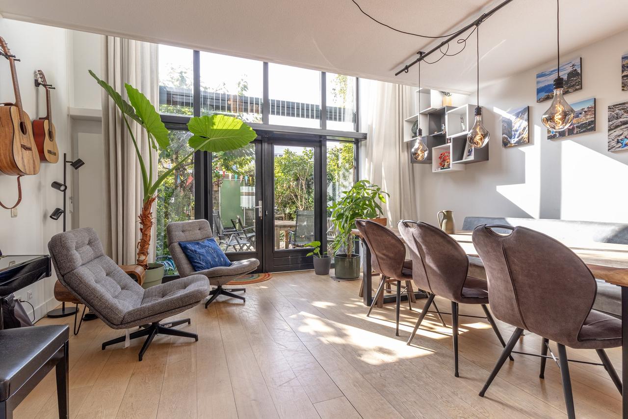 180 m² gezinshuis met tuin in IJburg - Afbeelding 1