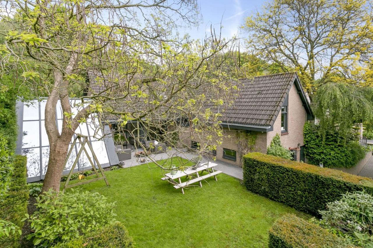 Gemeubileerde villa met sauna en 4 slaapkamers - Afbeelding 1