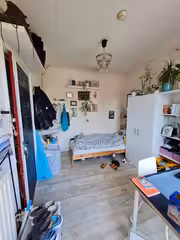 Kamer van 10 m² met eigen balkon