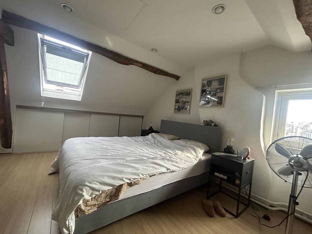 4-bedroom upper-floor apartment with roof terrace - Image 16