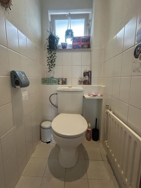 4-bedroom upper-floor apartment with roof terrace - Image 18