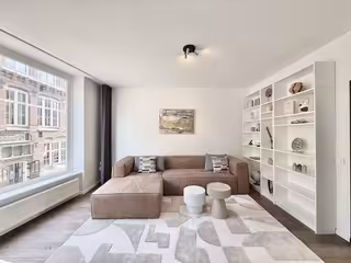 Gemeubileerd 2-kamerappartement met balkon
