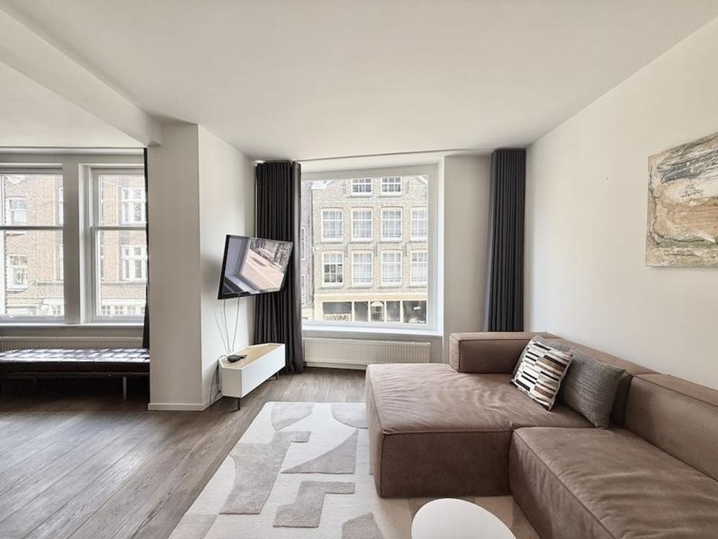 Gemeubileerd 2-kamerappartement met balkon - Afbeelding 3