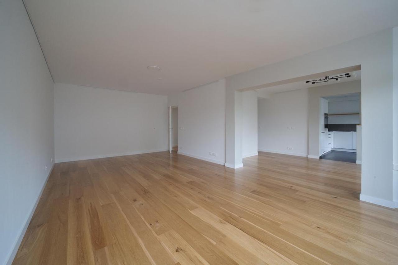 136 m² apartment with 3 bedrooms - Image 18