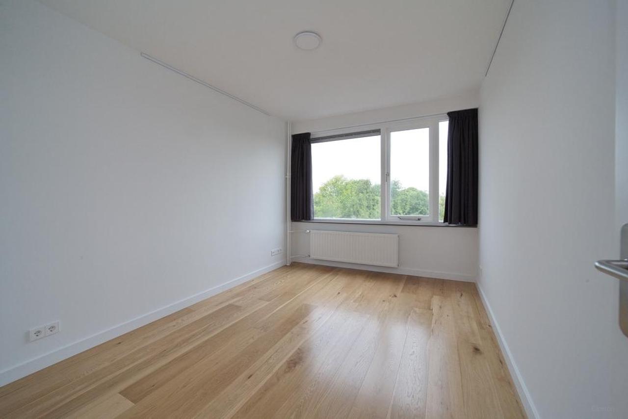136 m² apartment with 3 bedrooms - Image 25