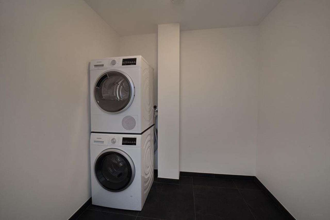 136 m² apartment with 3 bedrooms - Image 27