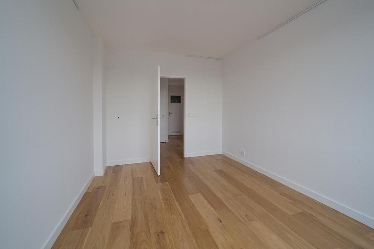 136 m² apartment with 3 bedrooms - Image 29