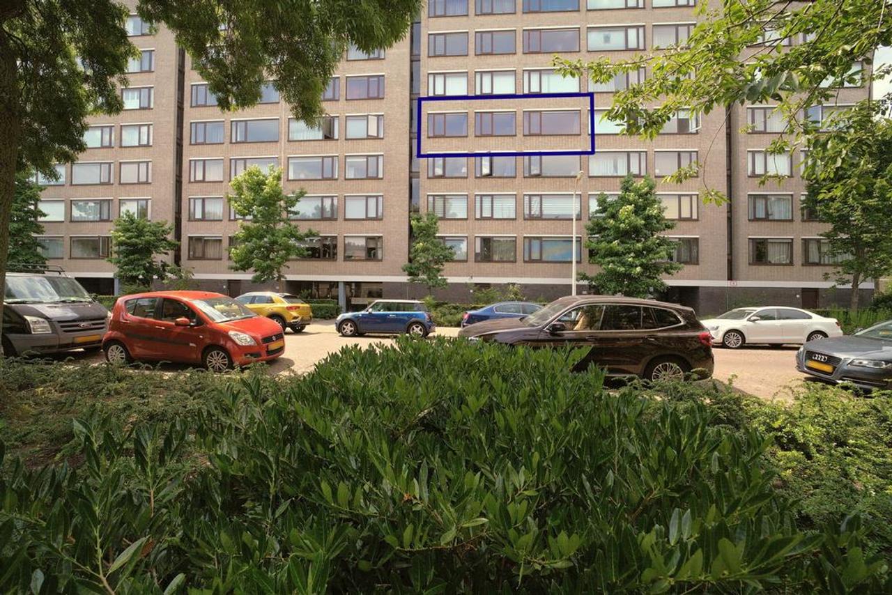 136 m² apartment with 3 bedrooms - Image 30