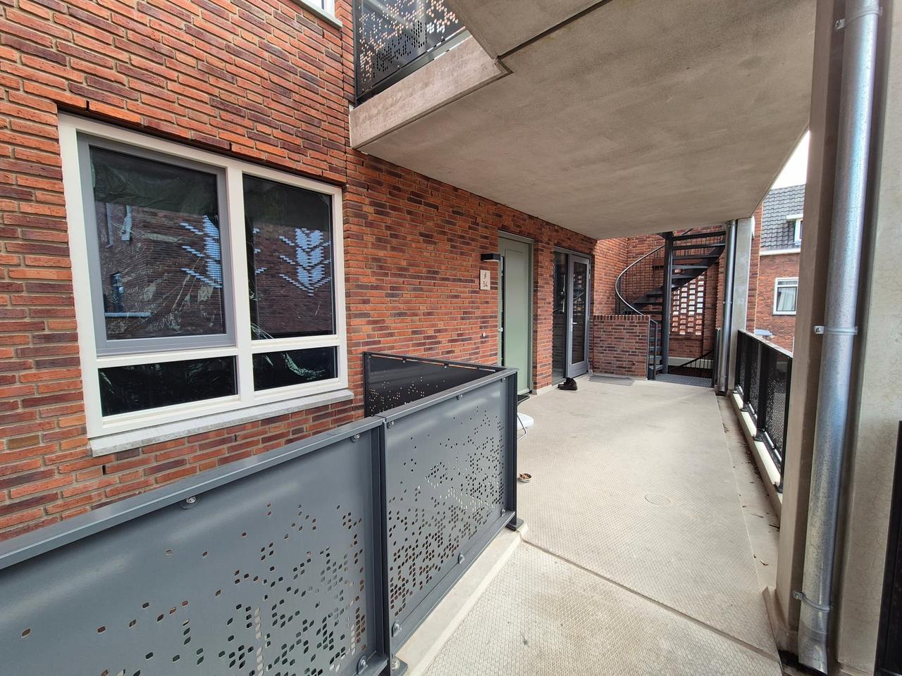 Energiezuinig 4-kamerappartement in Tarwewijk - Afbeelding 4