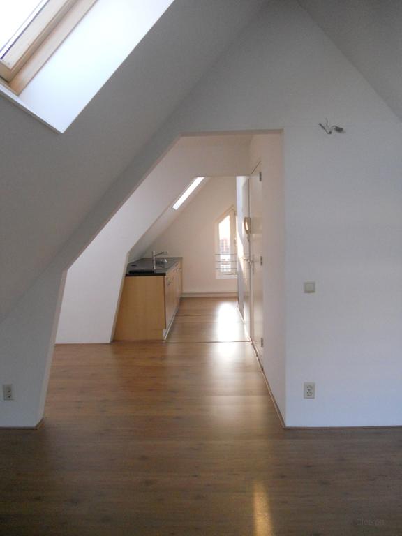 90 m² apartment with 3 bedrooms in Baarn - Image 4