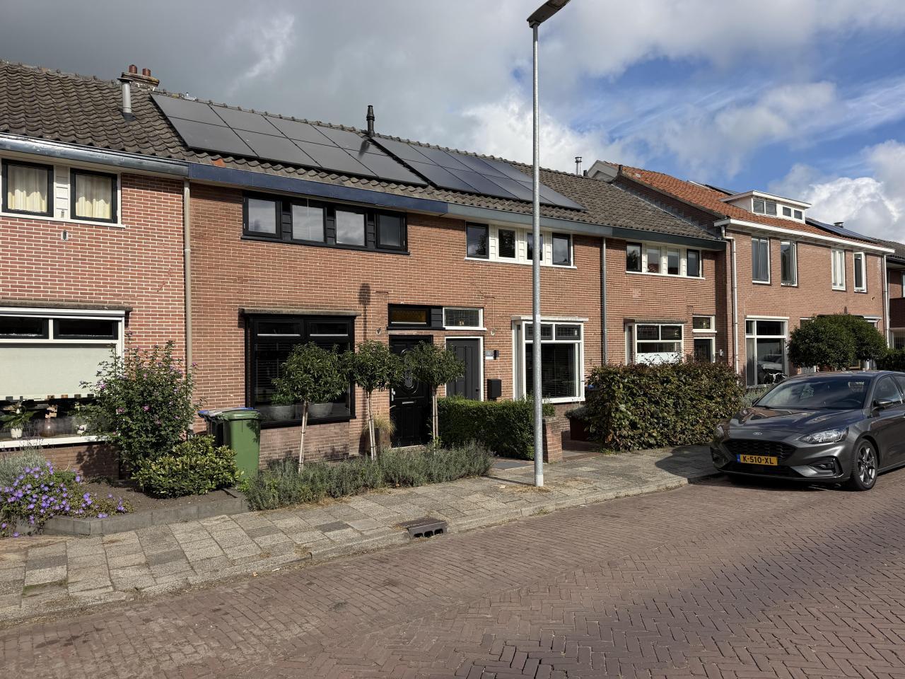 Gemeubileerde woning met tuin in Woerden - Afbeelding 1