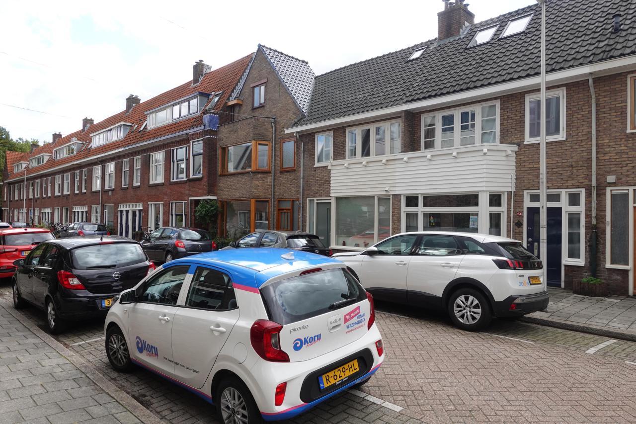 Eengezinswoning met tuin in Rivierenwijk - Afbeelding 1