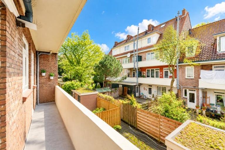 Zuidbalkon en grote zolder in De Pijp - Afbeelding 10
