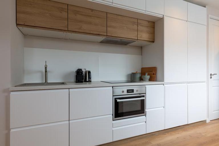 Gemeubileerd 2-kamerappartement met parkeerplek - Afbeelding 4