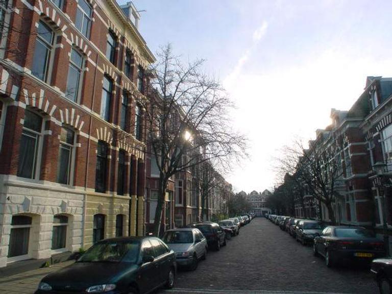 Gemeubileerd 2-kamerappartement in Bezuidenhout - Afbeelding 11