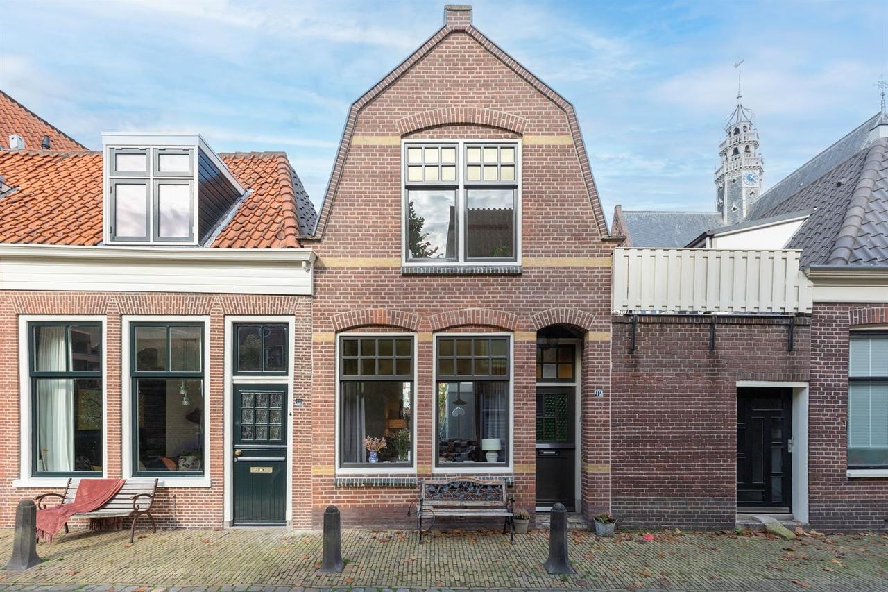 Gemeubileerde stadswoning in hartje Hoorn - Afbeelding 1
