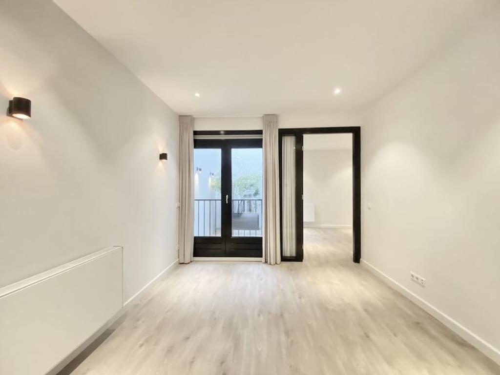 Gemeubileerd 3-kamerappartement met patio - Afbeelding 2