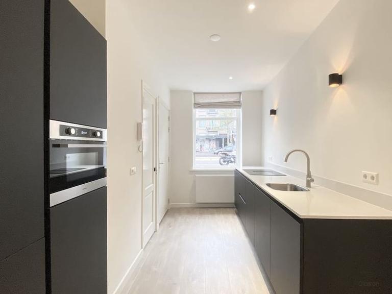 Gemeubileerd 3-kamerappartement met patio - Afbeelding 5