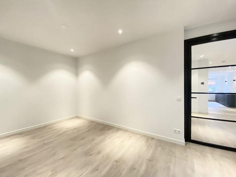 Gemeubileerd 3-kamerappartement met patio - Afbeelding 7