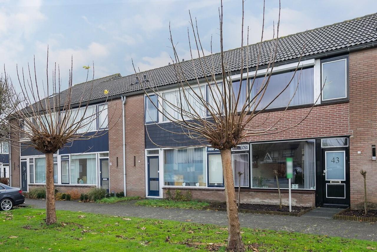 Tussenwoning met 3 slaapkamers en tuin - Afbeelding 6