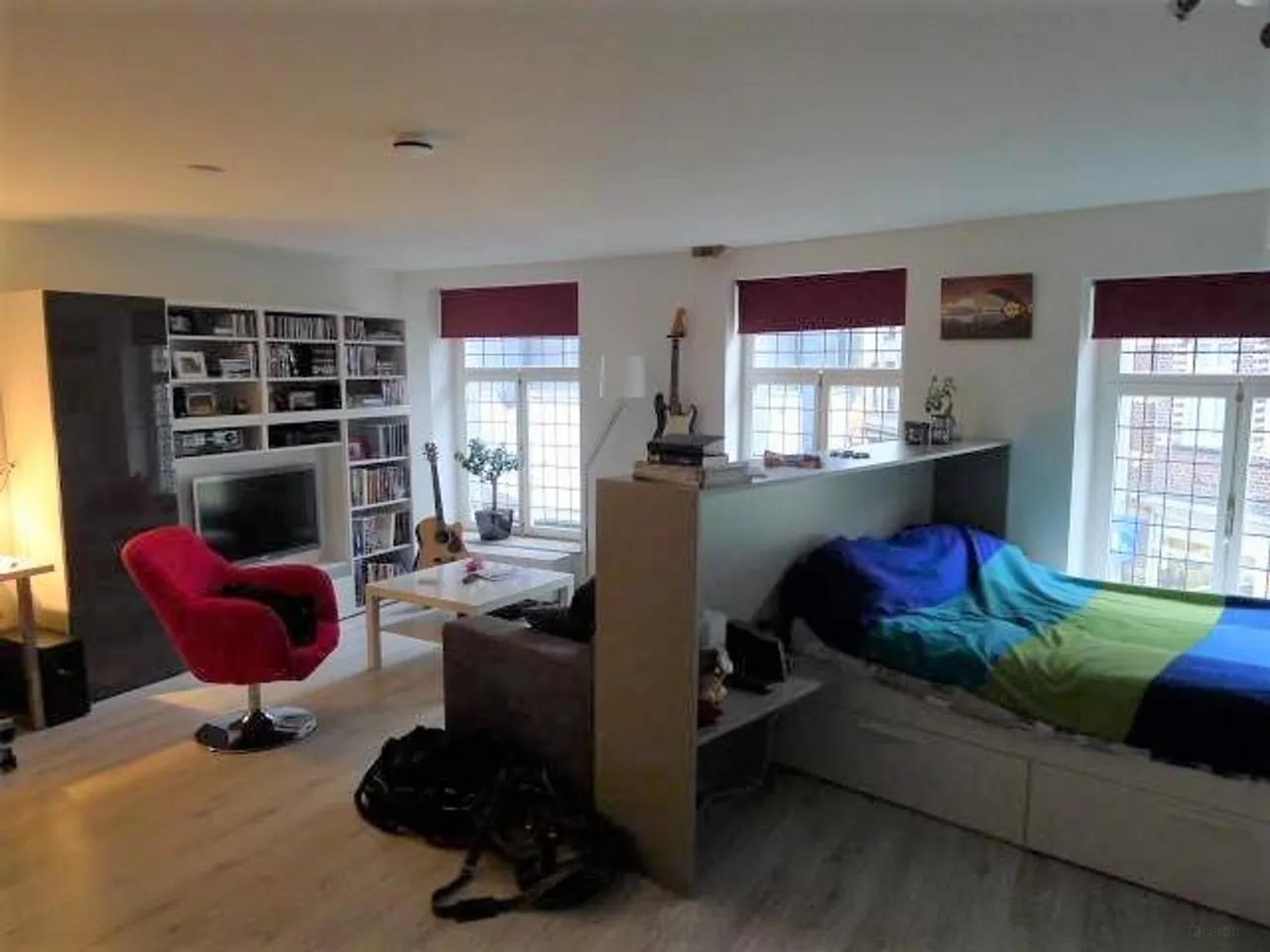 46 m² studio met terras in Sittard-Centrum - Afbeelding 2