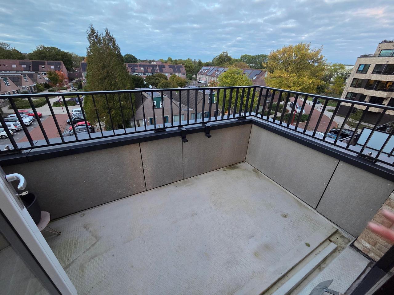 A++ hoekappartement met balkon en parking - Afbeelding 1