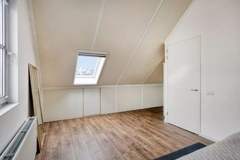 Gemeubileerde 4-slaapkamerwoning aan het water - Afbeelding 37