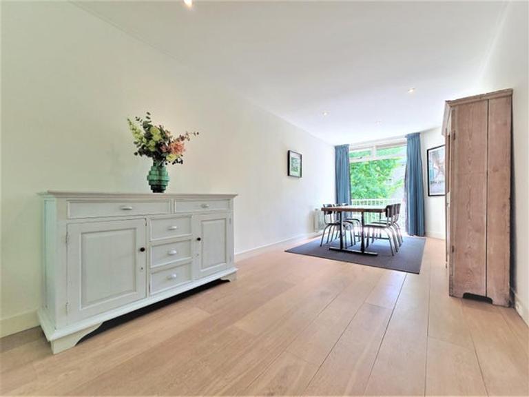Gemeubileerd 3-kamerappartement met zuidbalkon - Afbeelding 2